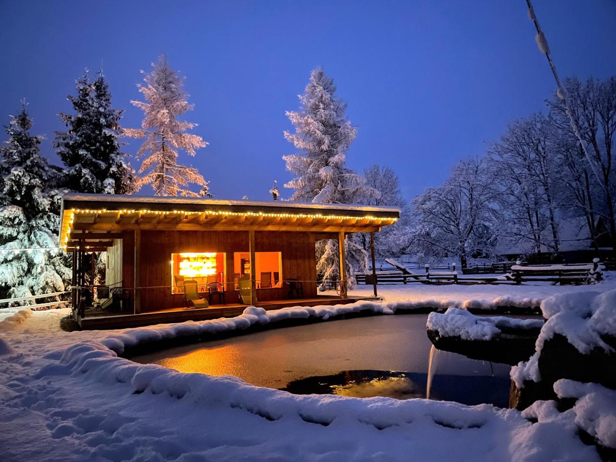 Holiday Raj Villa Besenova Exterior photo